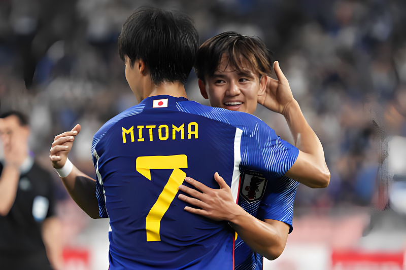 Bong da,  chau A,  Son Heung-min,  Mitoma,  Endo,  Minamino,  Kubo,  Luis Garcia,  Nacho Monreal anh 1