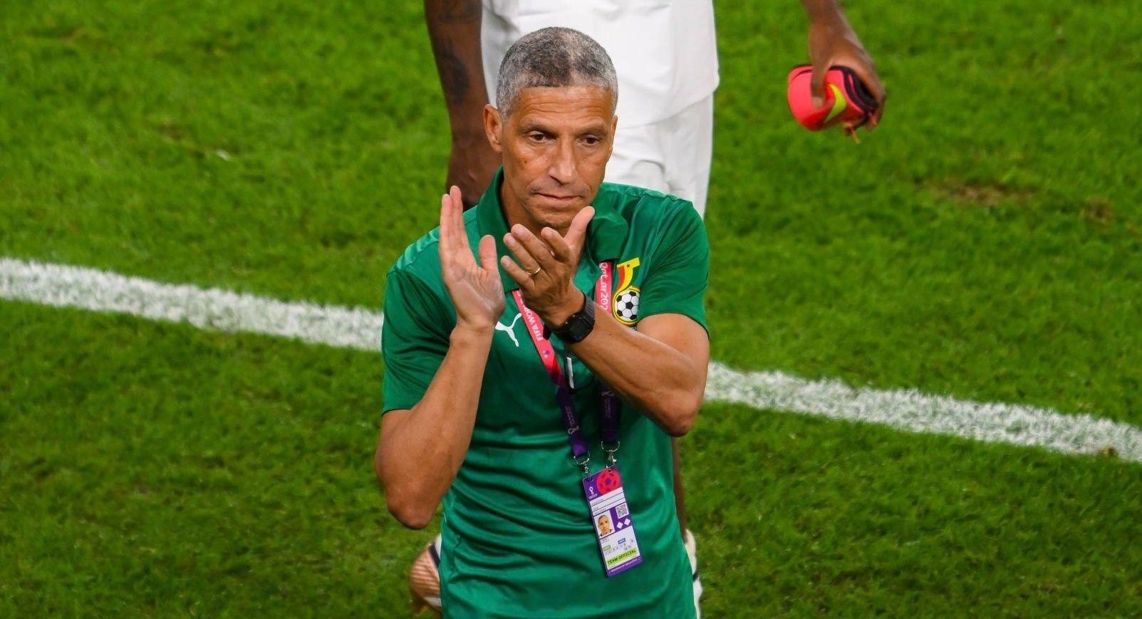 HLV mat viec sau cu soc bi loai o CAN Cup 2024 hinh anh