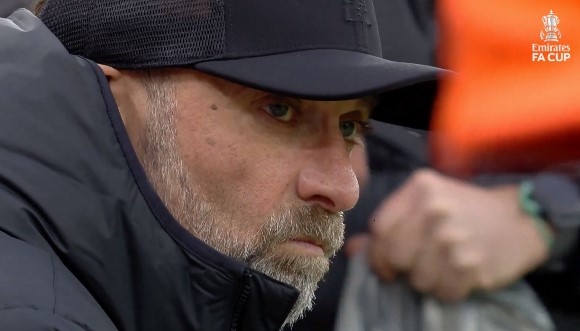 Khoanh khac xuc dong sau tuyen bo roi Liverpool cua Klopp hinh anh