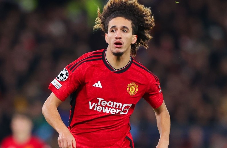 Cau thu MU mac benh ngoi sao, danh dong doi o CLB moi hinh anh