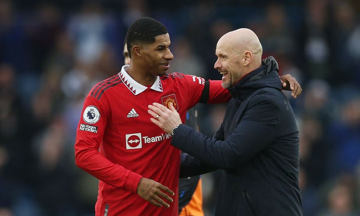 Rashford choc gian Ten Hag, nguy co bi phat hinh anh