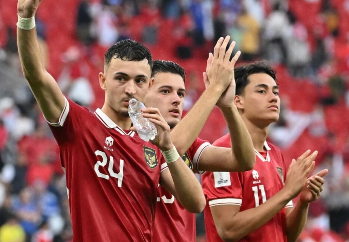 Highlights Australia 4-0 Indonesia: HLV Shin Tae-yong bat luc hinh anh