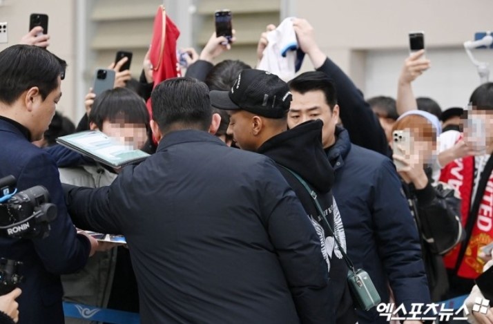 Lingard den Han Quoc anh 4