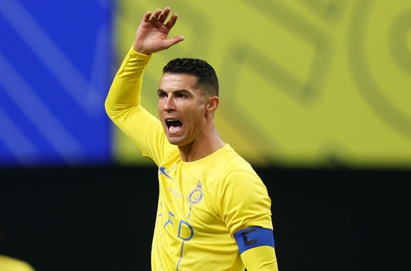 Ronaldo noi gian trong tran thua cua Al Nassr hinh anh