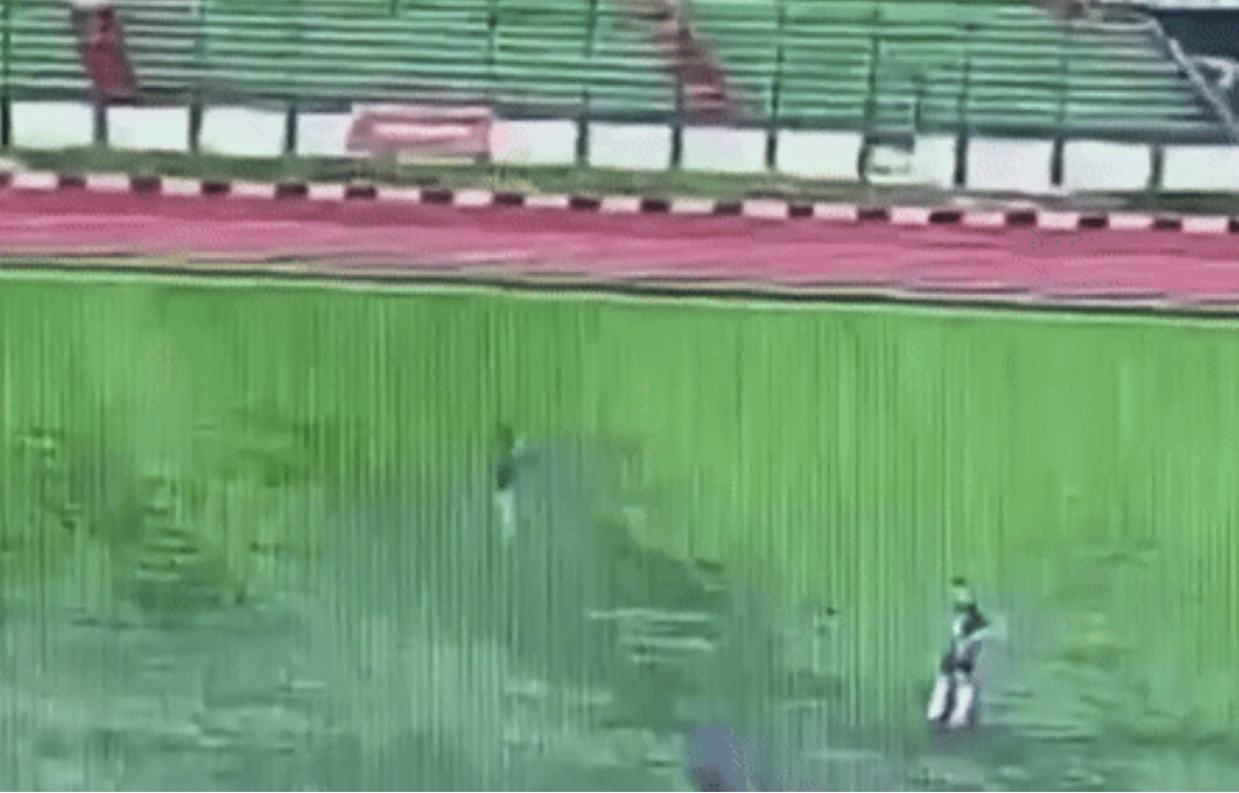 Cau thu bi set danh chet tai Indonesia hinh anh