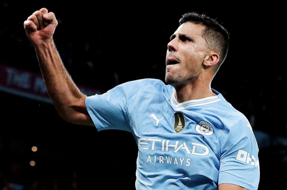 Rodri mia mai Messi anh 1