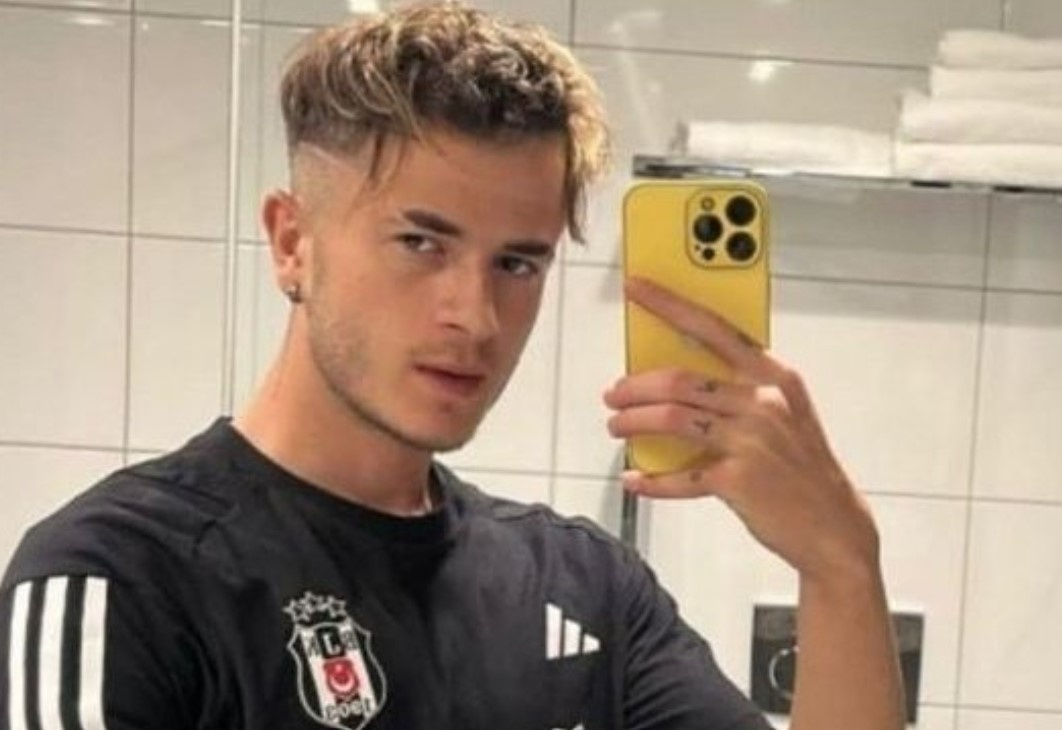 Cau thu bi sa thai vi dung ung dung hen ho hinh anh