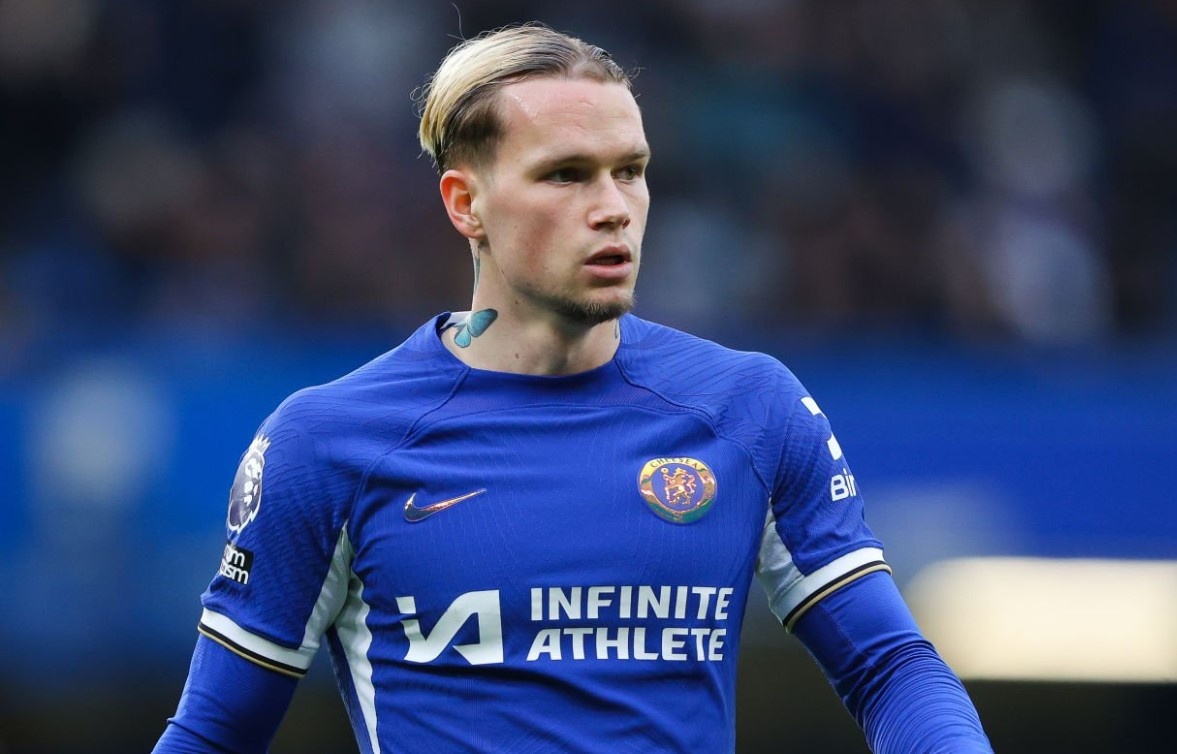 Ngoi sao tram trieu euro cua Chelsea bi che hinh anh