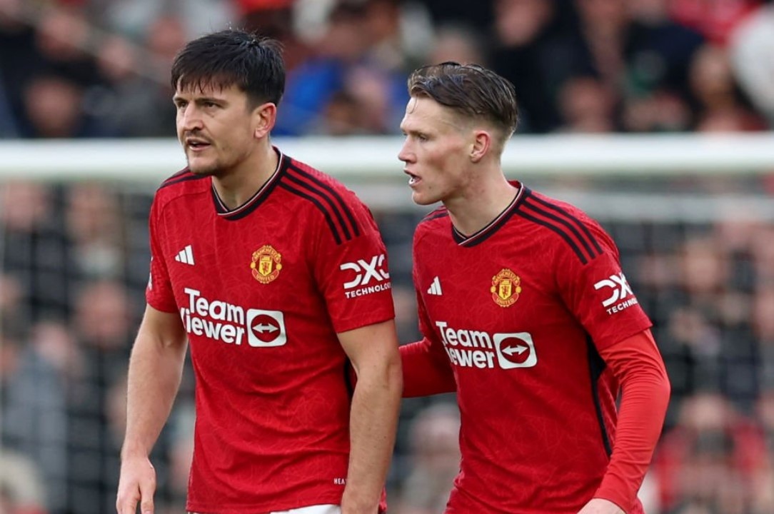 MU guc nga truoc Fulham o phut 90+7 hinh anh