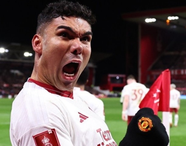 Casemiro ghi ban, MU di vao lich su FA Cup hinh anh