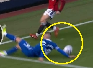 CDV MU phan no voi trong tai hinh anh