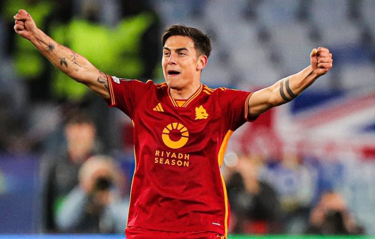 Phong do dang kinh ngac cua Roma sau khi sa thai Mourinho hinh anh