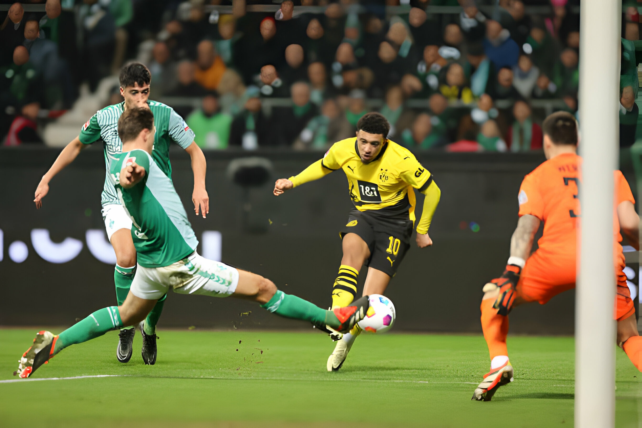 Sancho ghi ban anh 1