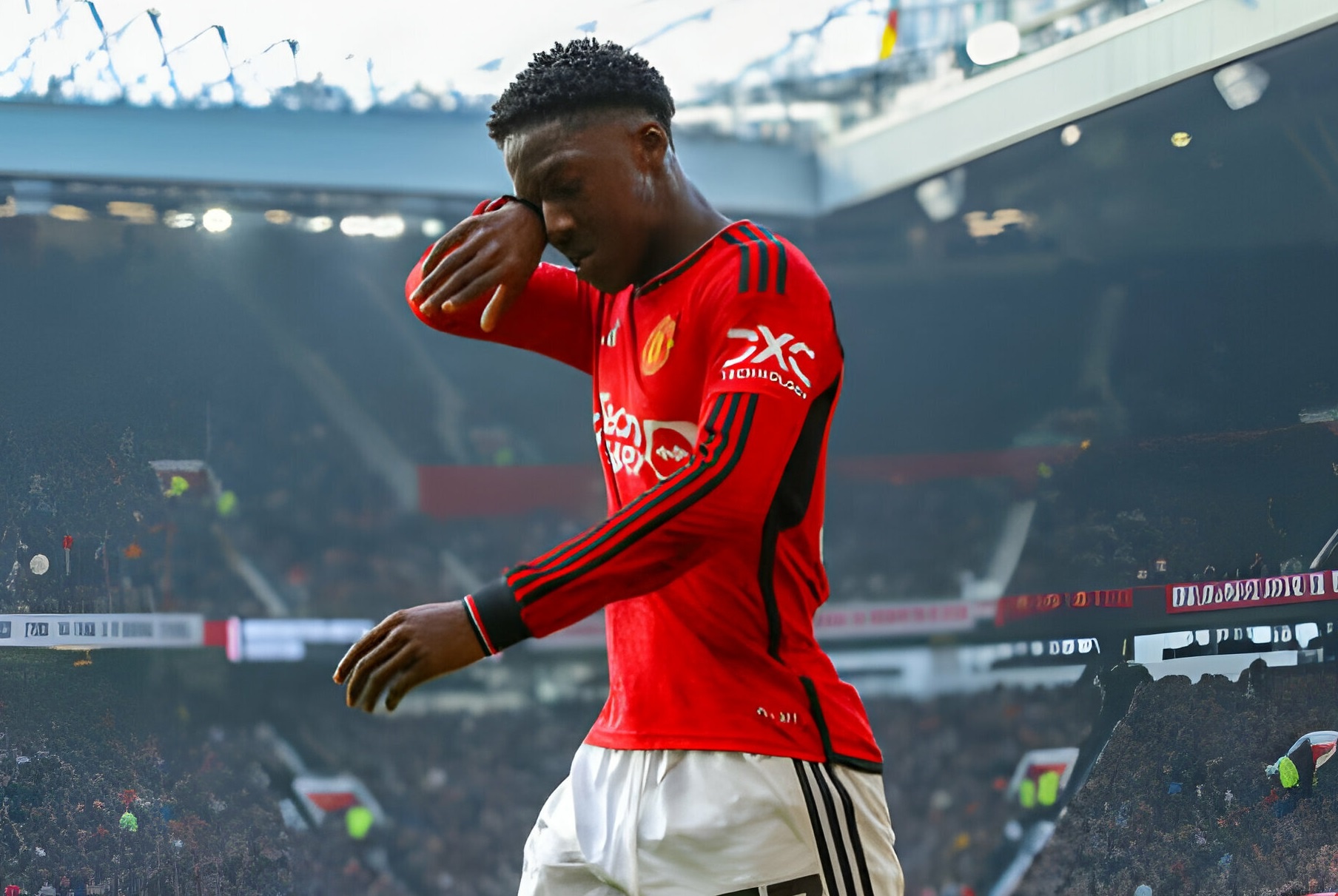 HLV tuyen Anh noi thang ly do gach ten Mainoo hinh anh