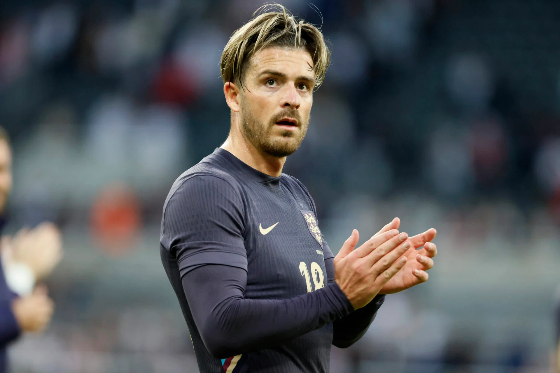 HLV tuyen Anh da dung khi loai Grealish hinh anh