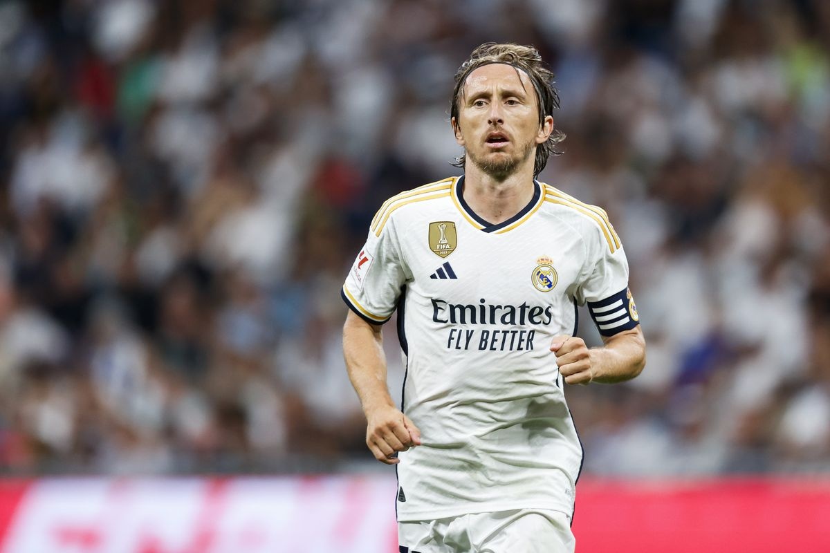 HLV tuyen Croatia: Modric khong hai long voi Real Madrid hinh anh