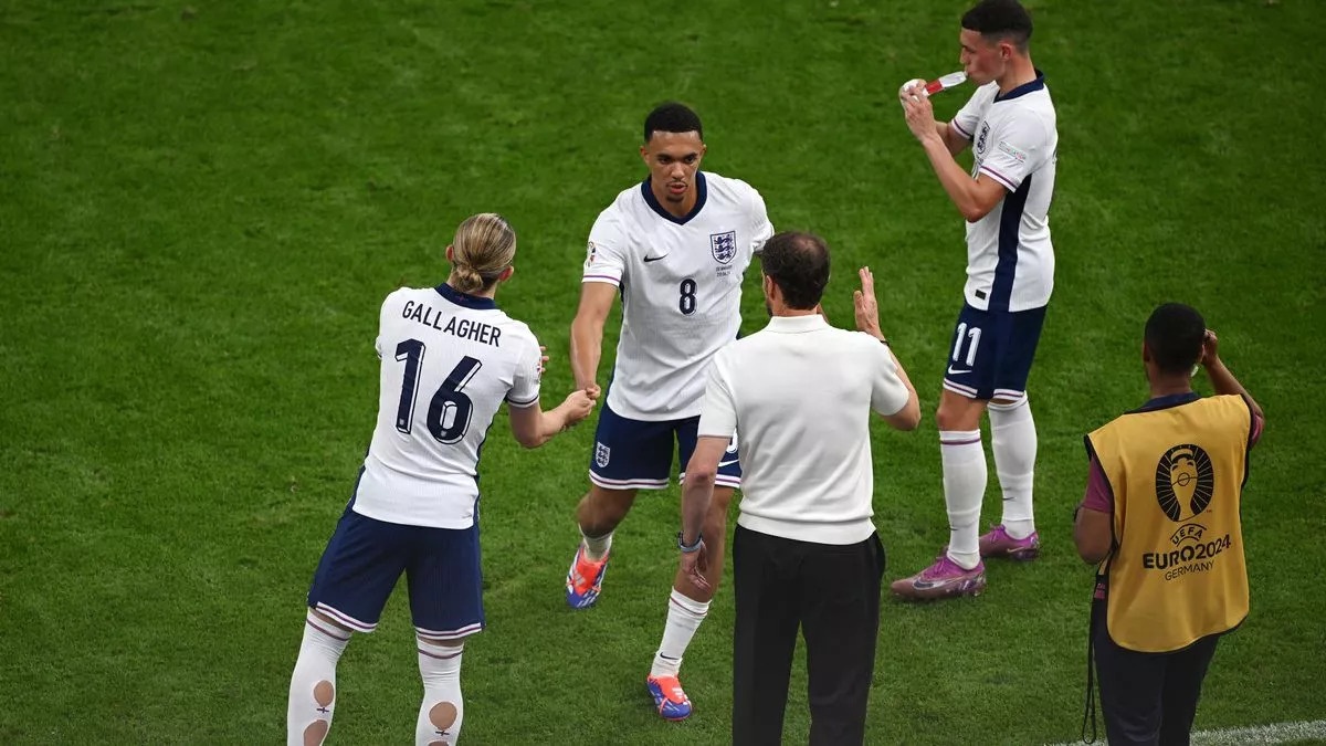 Arnold,  Gallagher anh 1