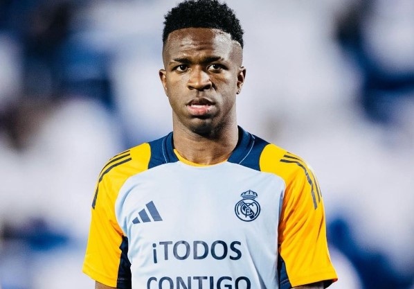 Vinicius gap han hinh anh