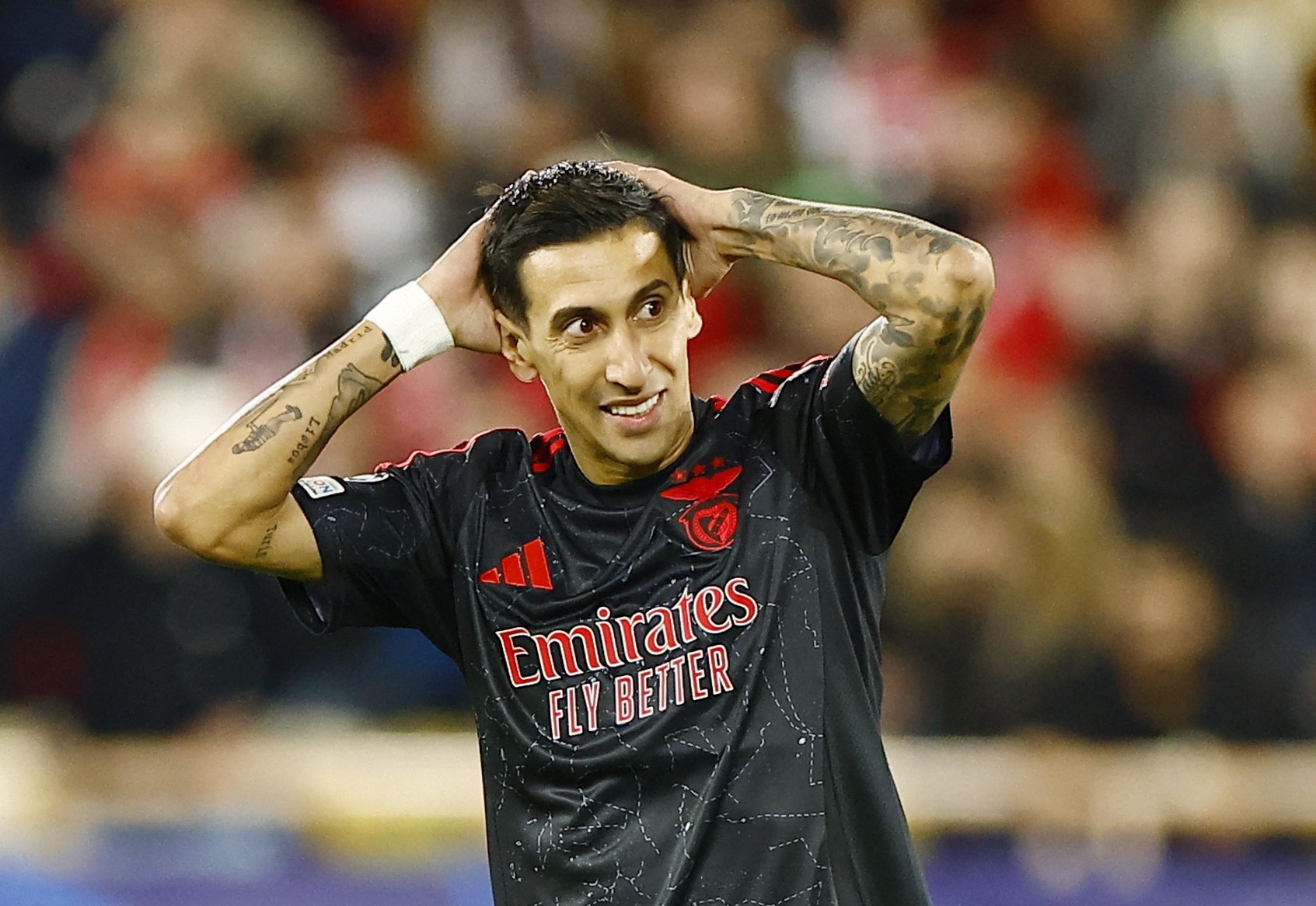 Nga mu truoc Di Maria hinh anh