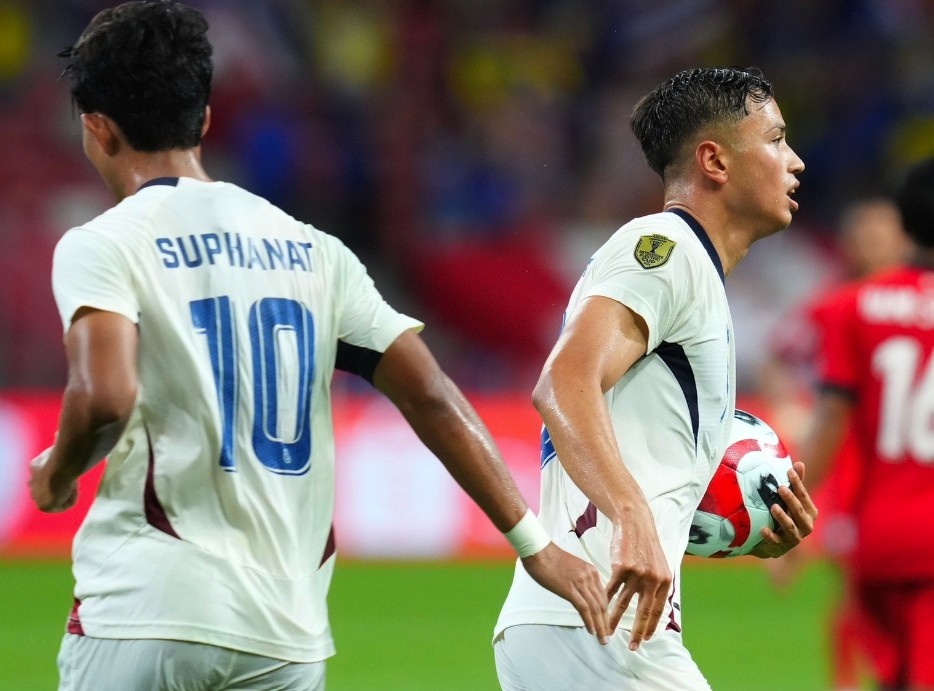 Singapore vs Thai Lan anh 6