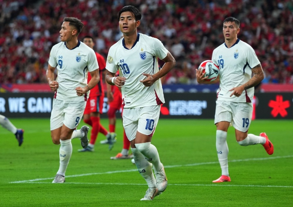 Thai Lan vao ban ket ASEAN Cup sau man nguoc dong ngoan muc hinh anh