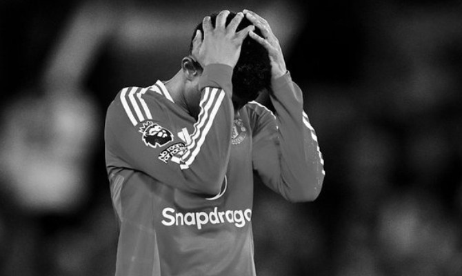 Cau thu MU duy nhat xin loi nguoi ham mo hinh anh