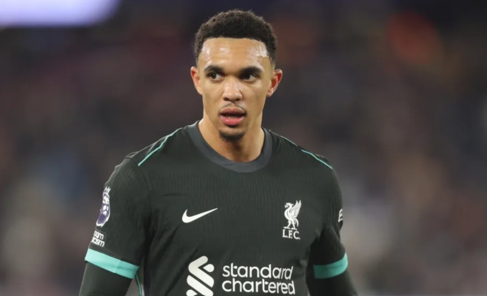 Real Madrid bi Liverpool tu choi hinh anh