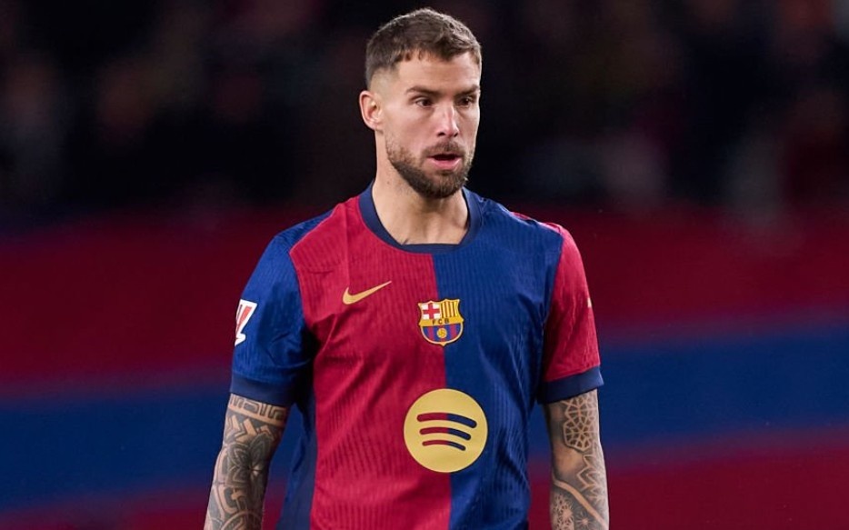 Sao Barca: 'Real Madrid nen thoi keu ca' hinh anh