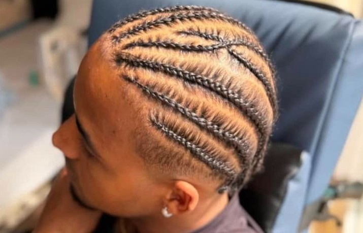 Xuan Son co kieu toc moi hinh anh