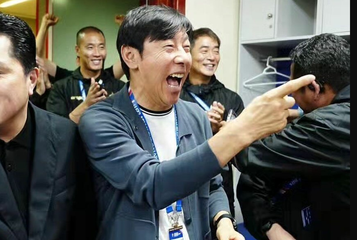 HLV Shin Tae-yong dong phim hai hinh anh