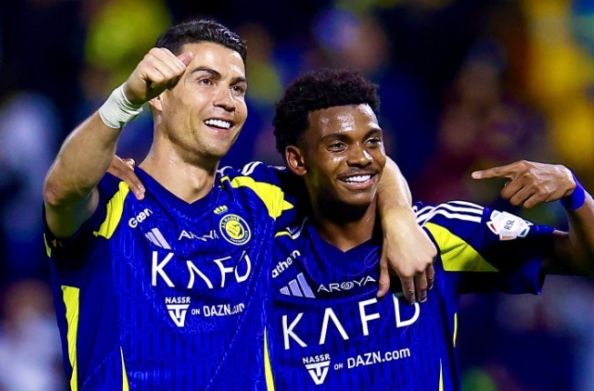 Ronaldo thang hoa hinh anh