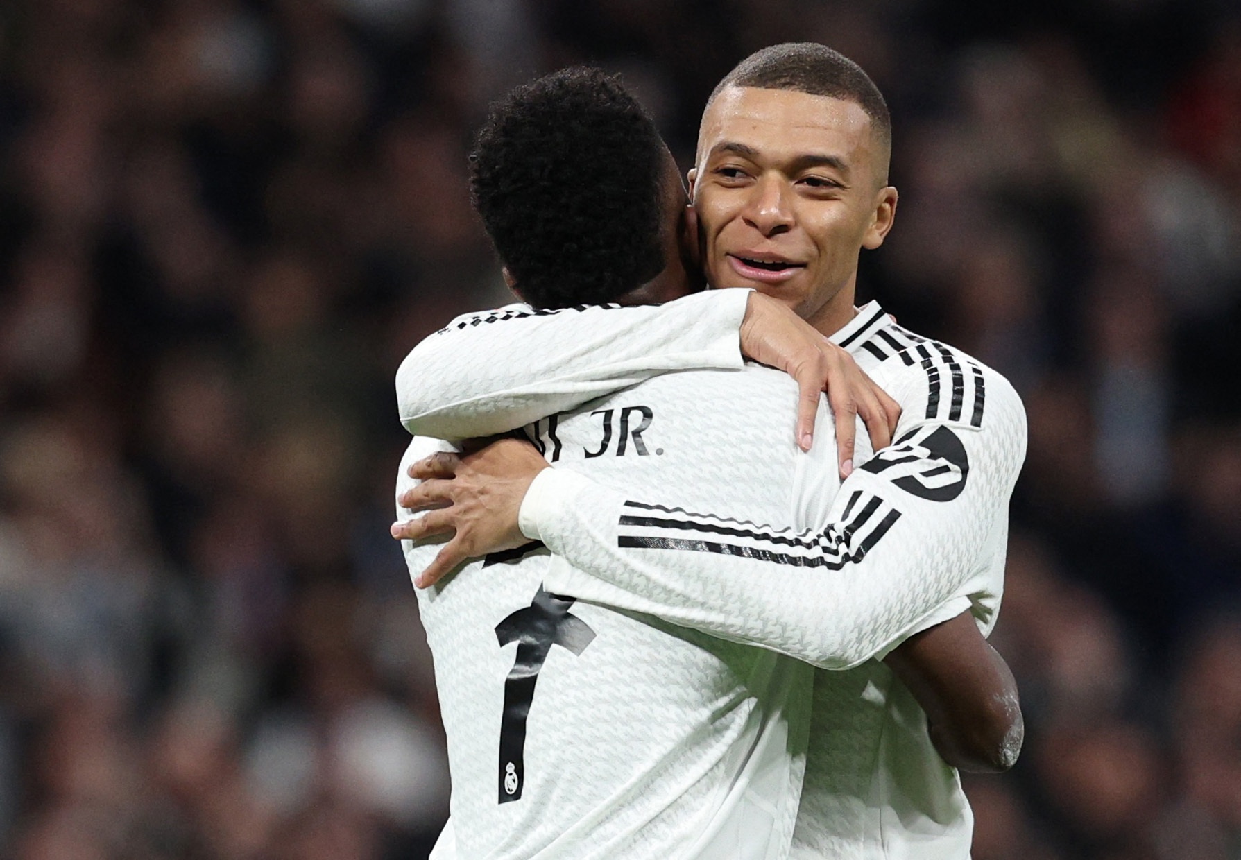 Real Madrid vui dap Salzburg hinh anh