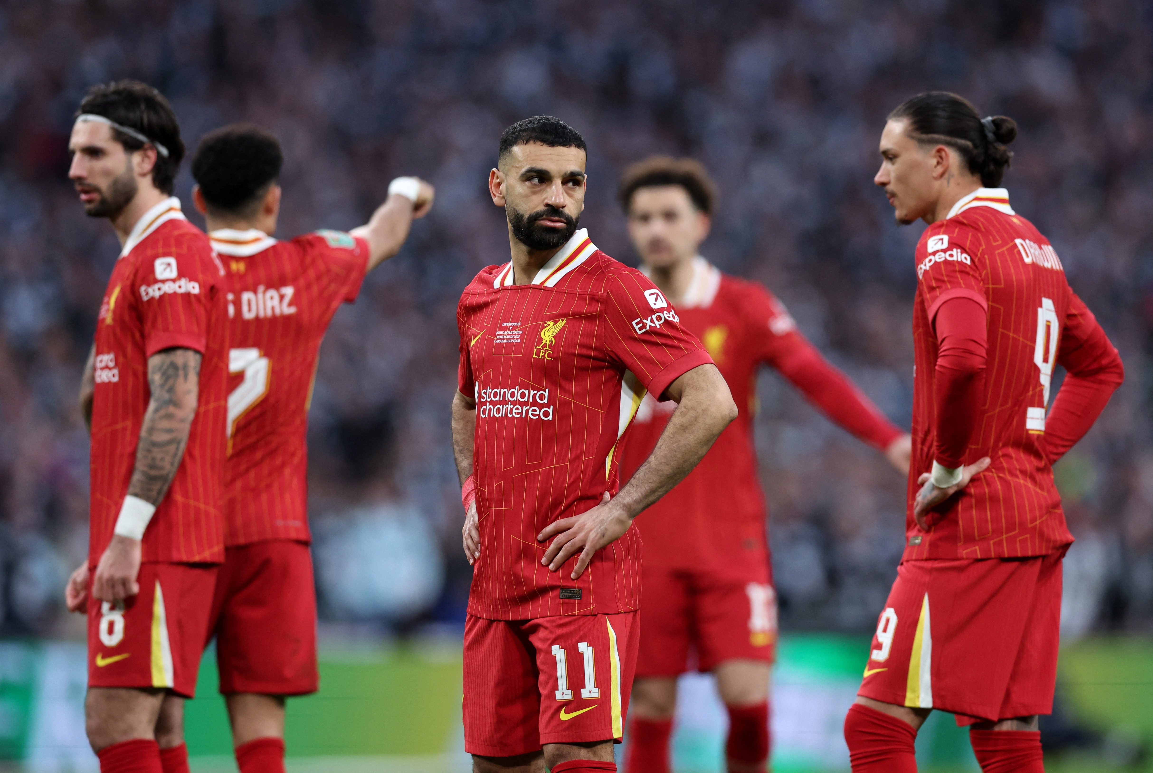 Liverpool guc nga o chung ket Carabao Cup hinh anh