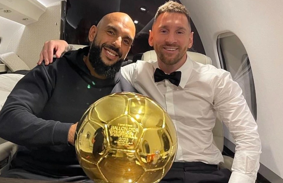 Ve si cua Messi bi cam vao san hinh anh