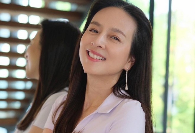 Madam Pang dang status bang tieng Viet hinh anh