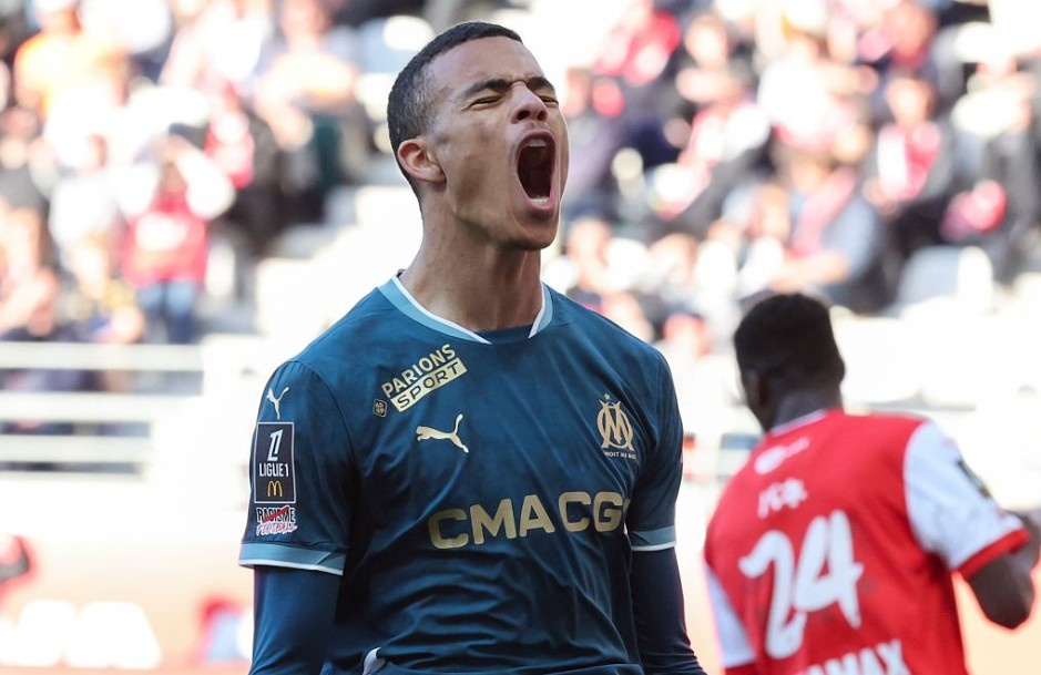 Greenwood cung dong doi noi loan hinh anh