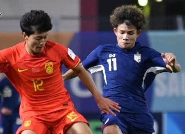 U17 Thai Lan trang tay roi giai chau A hinh anh