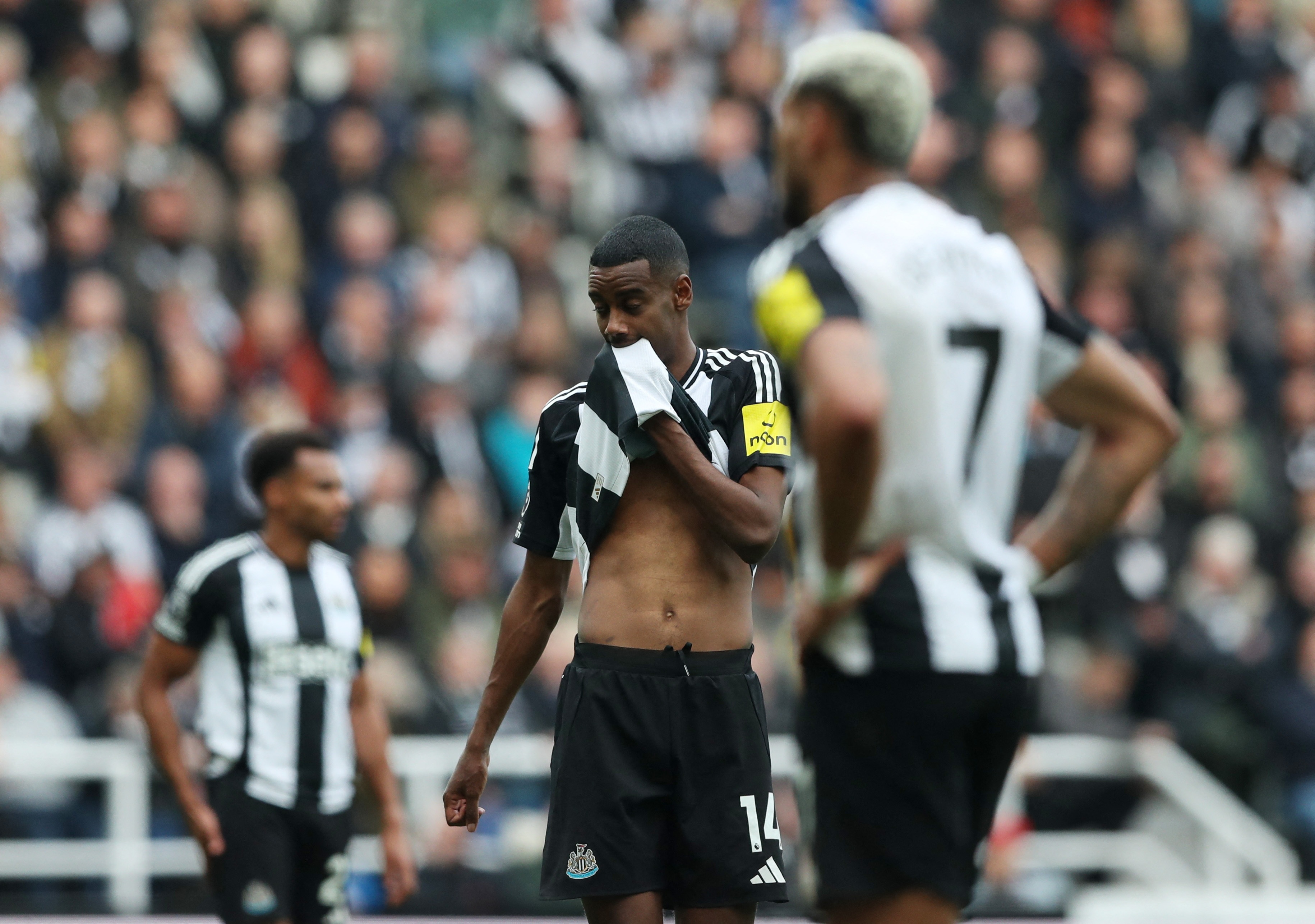 Newcastle dau MU anh 8