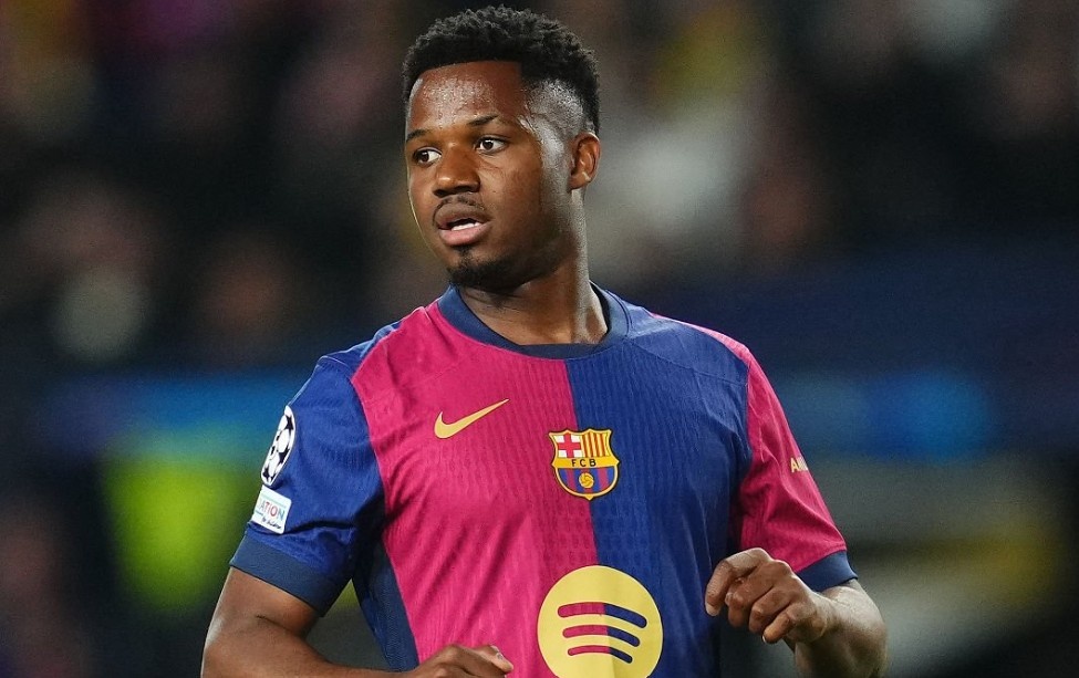 Hien thuc phu phang cua Fati hinh anh