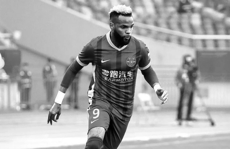 Tien dao Gabon qua doi khi roi tu tang 11 hinh anh