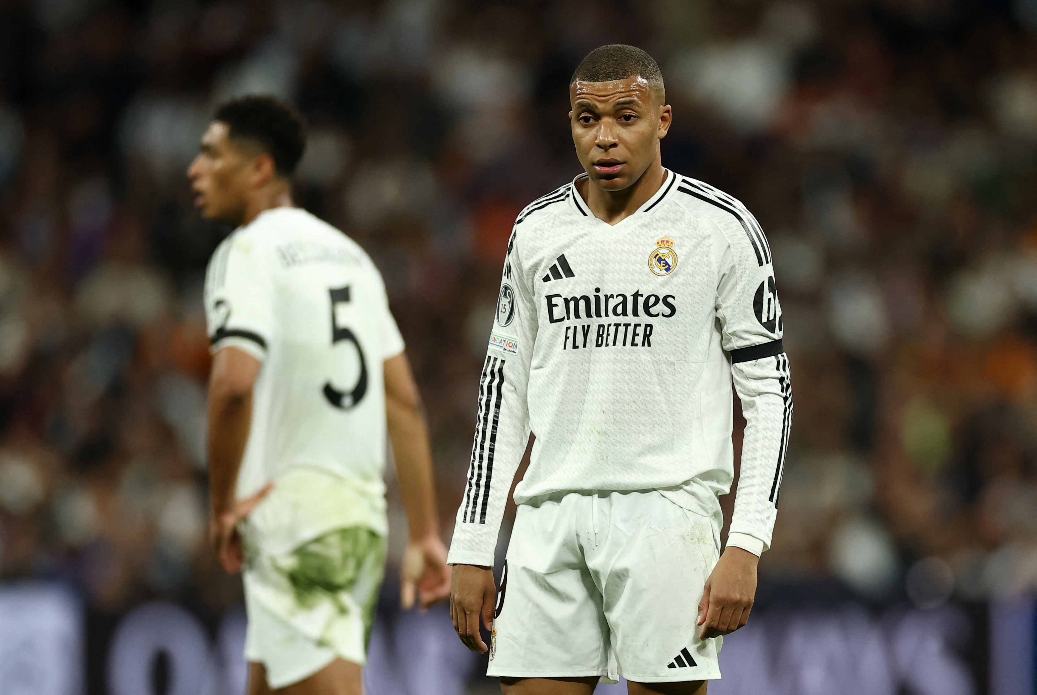 Arsenal bien Real Madrid thanh cuu vuong Champions League hinh anh