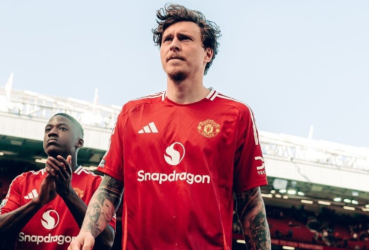 Ly do Lindelof bo ve giua tran gap Lyon hinh anh