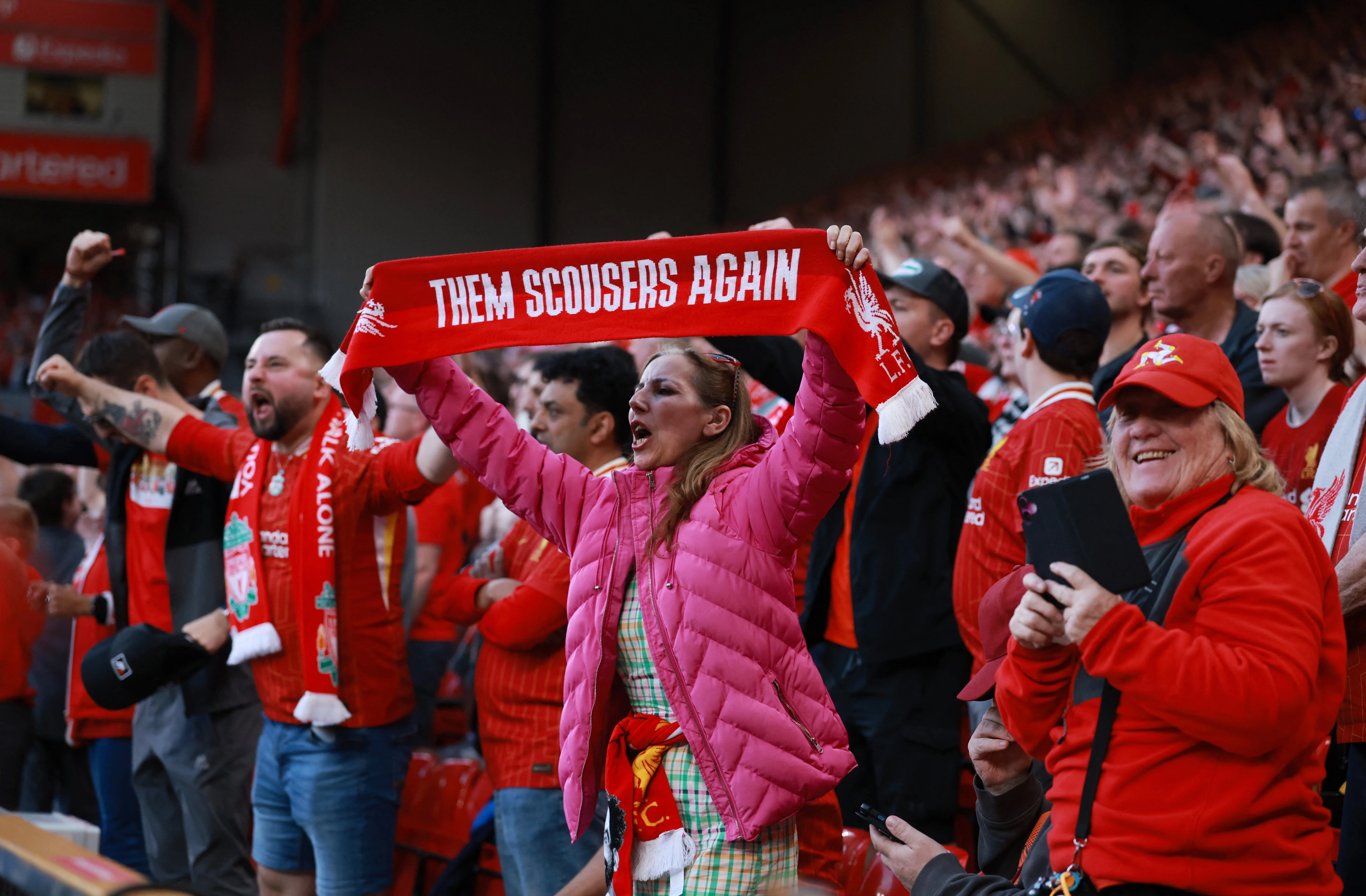 Liverpool vo dich anh 3