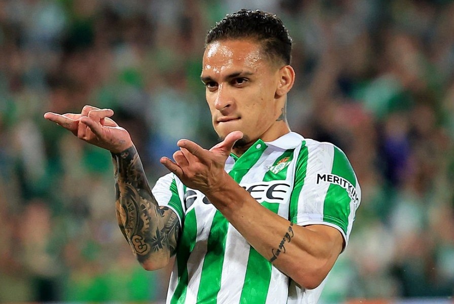 Antony lap sieu pham vao luoi De Gea hinh anh