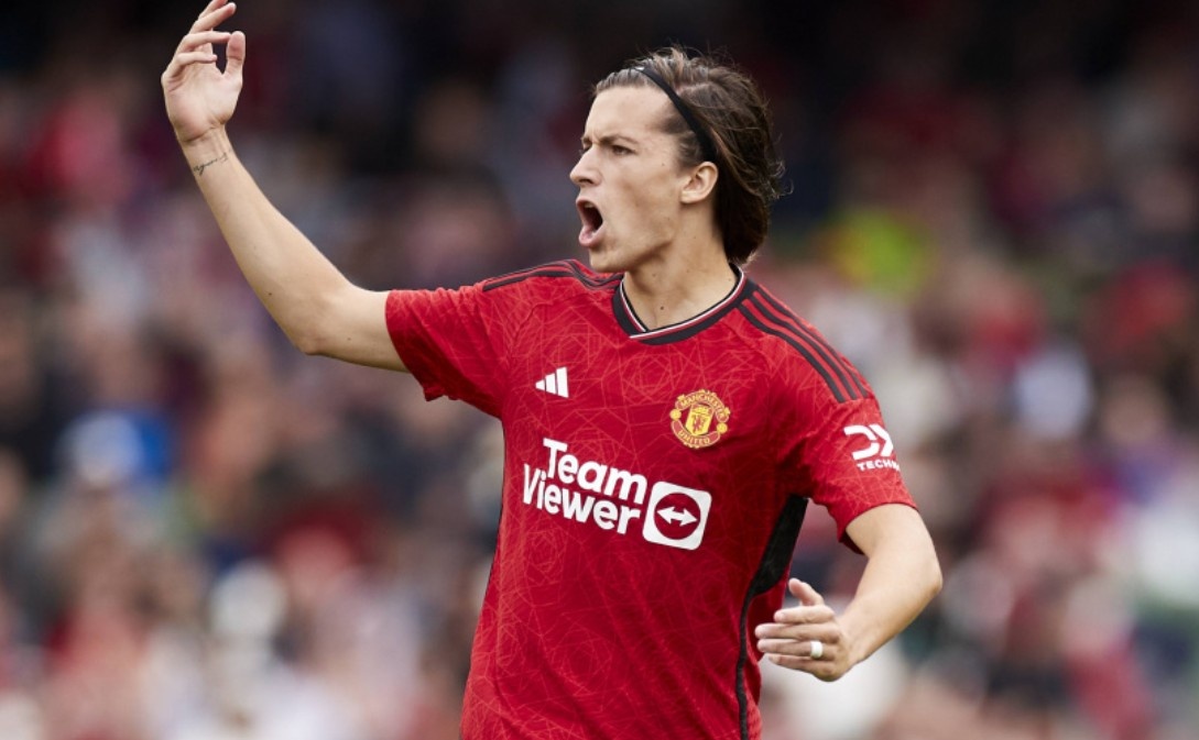 De nghi bat ngo cua Real danh cho MU hinh anh