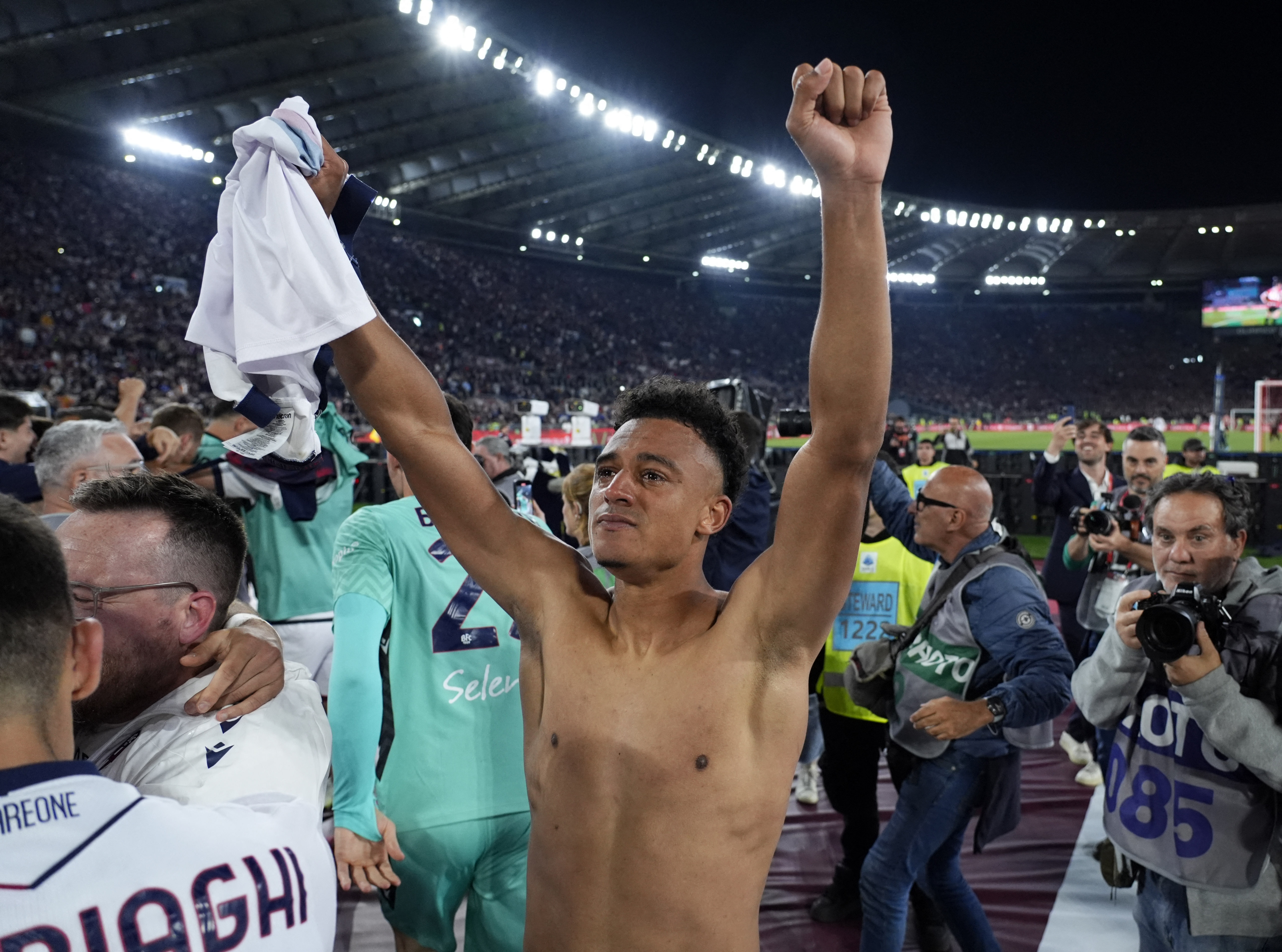 Bologna vo dich anh 2