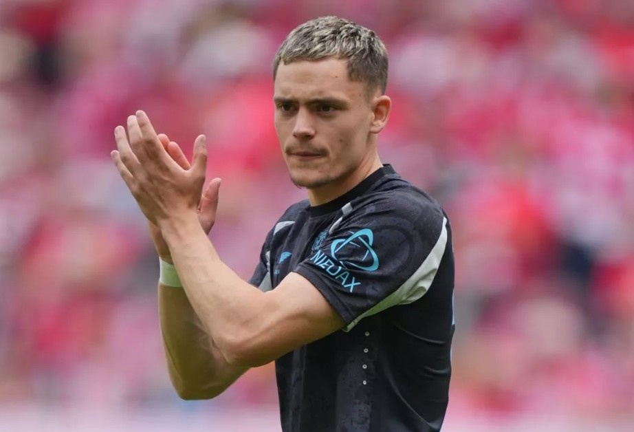 Ngoi sao 150 trieu euro doi y khien Bayern vo mong hinh anh