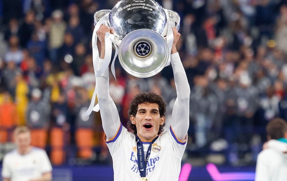 Real chia tay cau thu thu 3 hinh anh