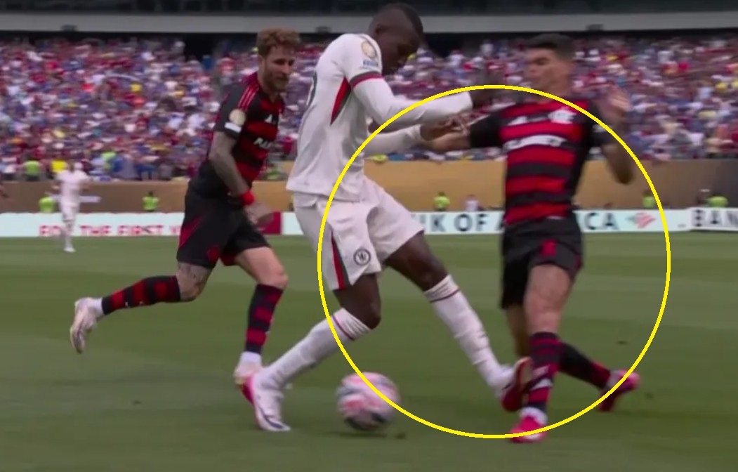 Khoanh khac khien CDV Chelsea doi thanh ly Nicolas Jackson hinh anh