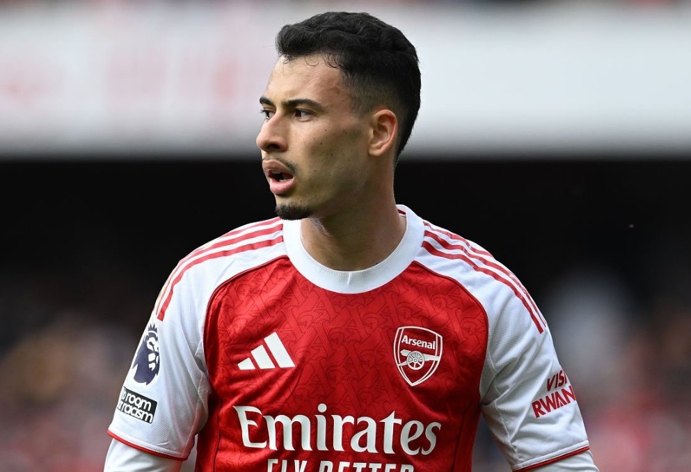 Al Nassr ra gia ky luc cho sao Arsenal hinh anh